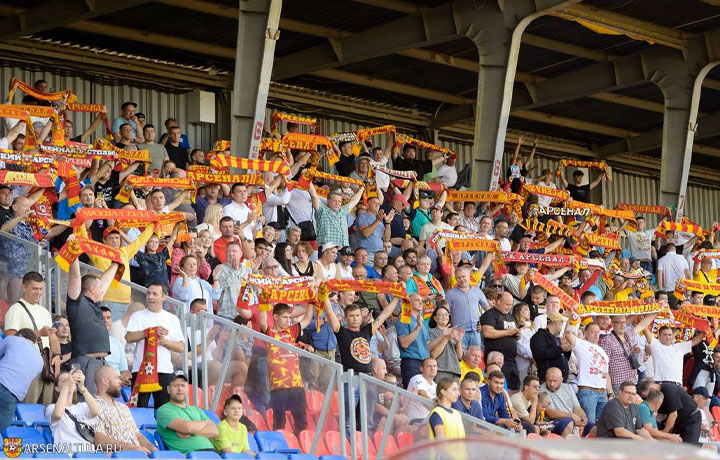 Матч «Арсенал» - «Енисей» в Туле посетили 3980 болельщиков