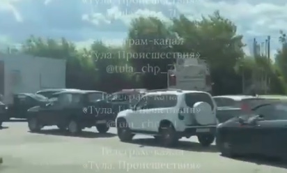 Пробка длиной 2 км: в Кимовске Тульская области образовалась очередь за бензином