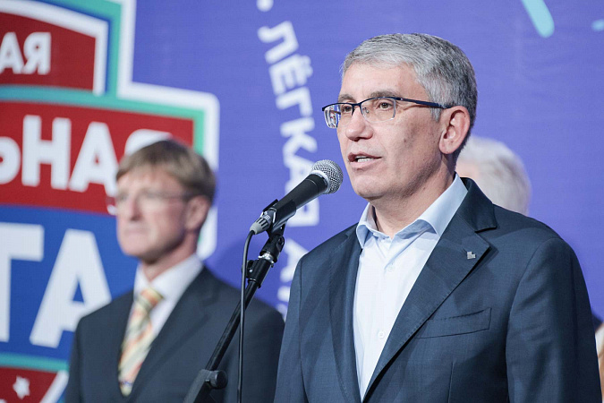 Дмитрий Миляев дал старт всероссийским соревнованиям «Школьная лига легкой атлетики» в Туле