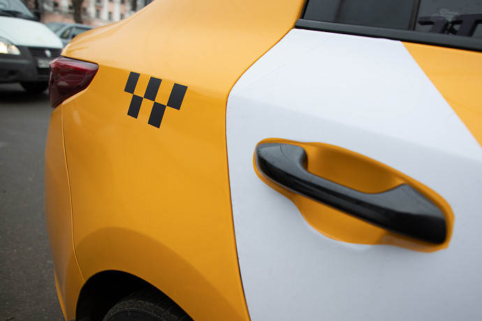 Туляки обнаружили сбои в работе сервисов Uber и "Яндекс Такси"