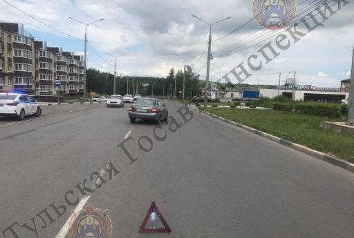 В Новомосковске 19-летний водитель Lada Priora сбил девочку-подростка