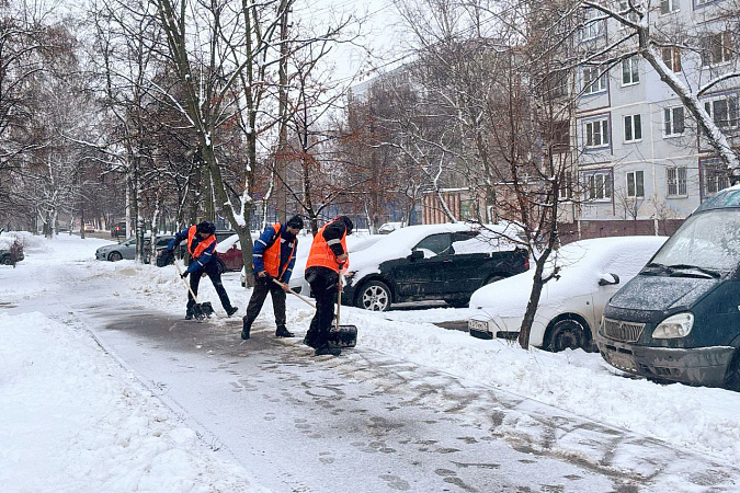 В Тульской области усилили уборку после снегопада 26 декабря