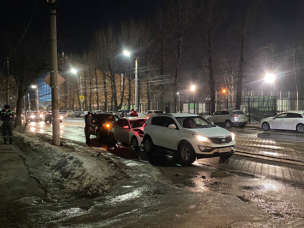 На улице Агеева в Туле произошло тройное ДТП