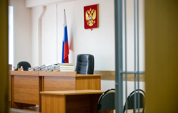Житель Суворова отработает восемь месяцев за проникновение в дом знакомого
