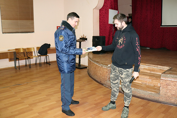 Режиссер Роман Голованов посетил тульскую исправительную колонию №2