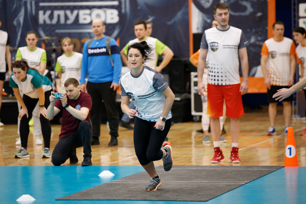 Спортсмены ТНС Энерго Тула на старте.jpg