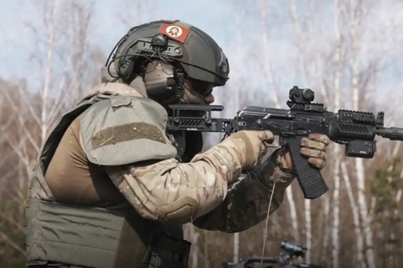 Пробная партия тульских жилетов прошла боевую проверку в зоне СВО / Ростех