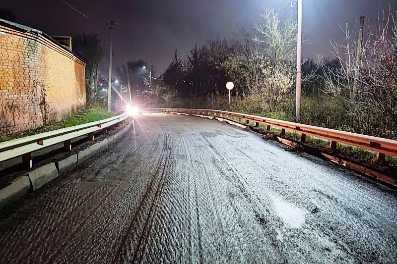 В Туле продолжается аварийно-восстановительный ремонт городских дорог