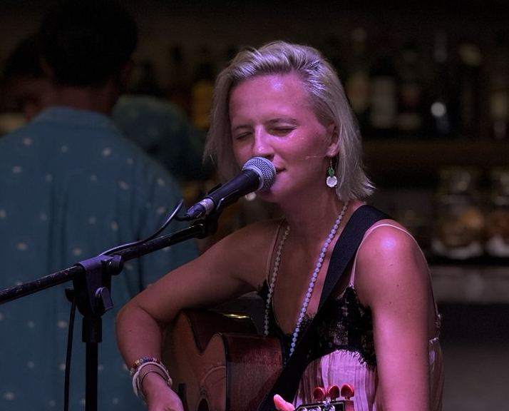 Лиза Тузовская Лиза 3.png