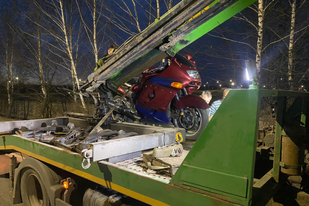 В Туле мотоциклист без прав нарушил правила 31 раз, пытаясь скрыться от ДПС
