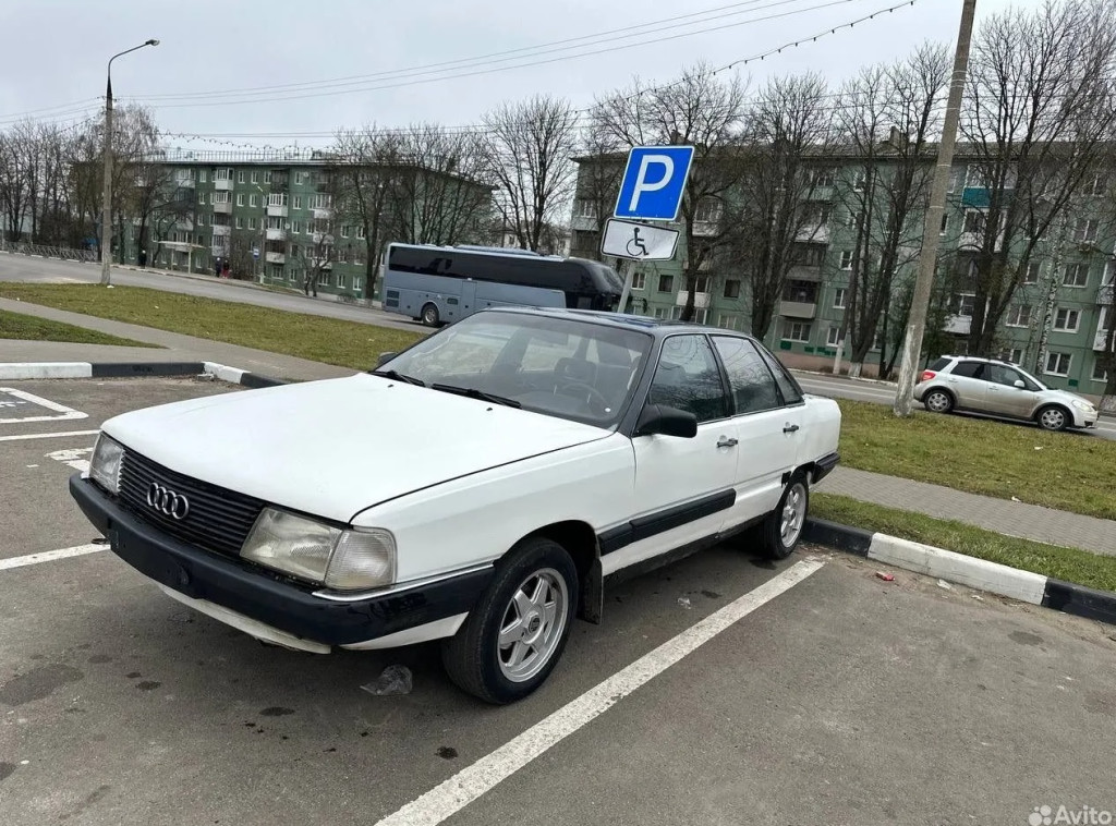 ауди четвертая.jpg