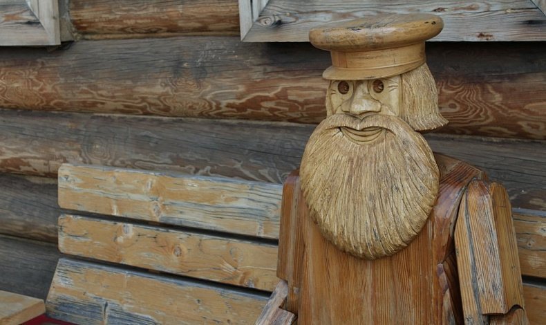 дед епифан в музее купеческого быта.jpg