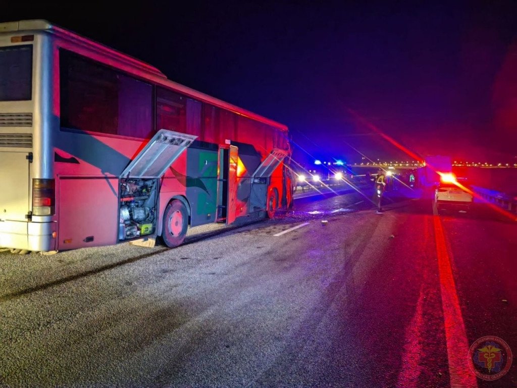 Всех пострадавших в ночном ДТП с автобусами в Ефремове госпитализировали в больницу