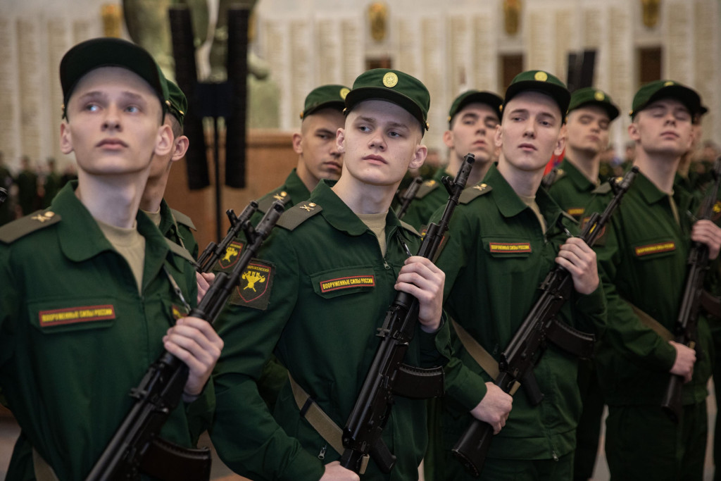 Новобранцы Преображенского полка из Тульской области приняли присягу в Музее Победы