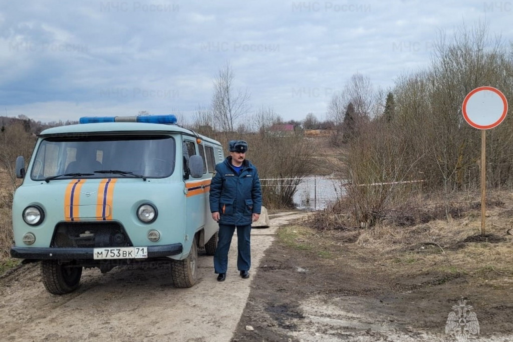 Пострадавшие от половодья населенные пункты обеспечены всем необходимым / тульское МЧС