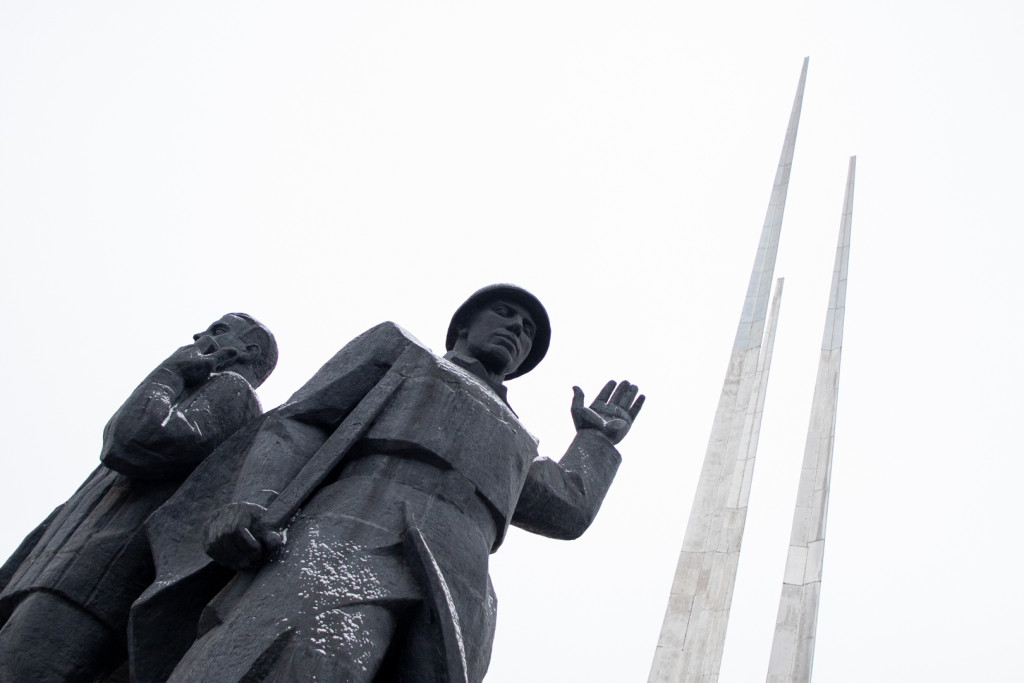 Памятник защитникам Тулы / архив Тульской службы новостей 