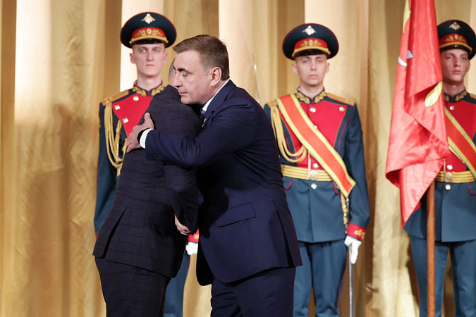 Дюмин заявил, что для региона особой страницей в летописи войны всегда будет героическая оборона Тулы / тульское правительство Дюмин заявил, что для региона особой страницей в летописи войны всегда будет героическая оборона Тулы / тульское правительство