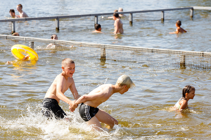 В жару вода манит: как туляки спасаются от палящего солнца – фоторепортаж