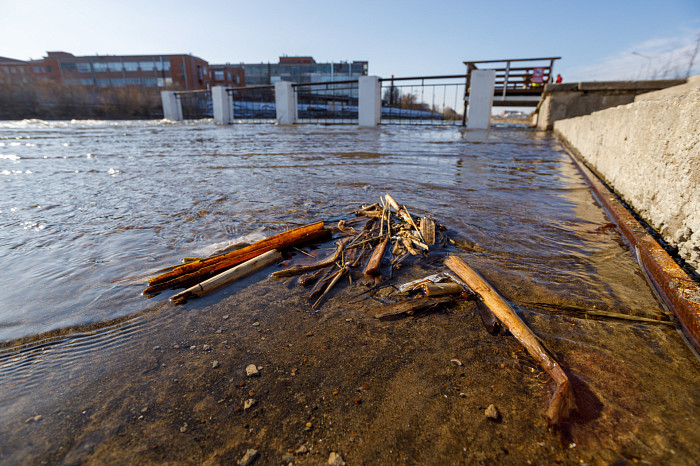 Пролетарская набережная в Туле вот-вот уйдет под воду: пик паводка возможен уже на следующей неделе