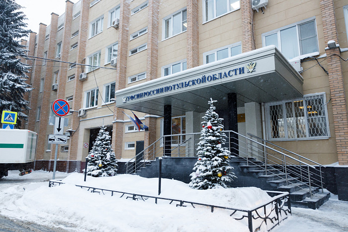 «Практически все осужденные - актеры»: конвоиры рассказали о работе со спецконтингентом