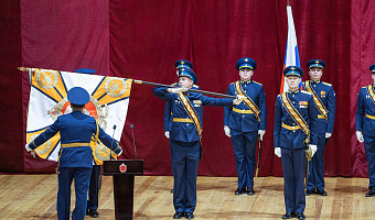 Тульскому 39-му отдельному гвардейскому медицинскому отряду вручили Георгиевское знамя