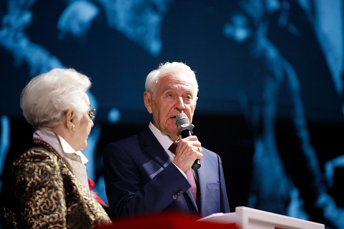 Звезды в Туле: открытие фестиваля военного кино – как это было