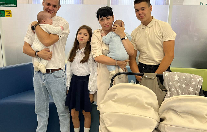 Более 500 тульских семей получили нужные для детей вещи в пункте проката