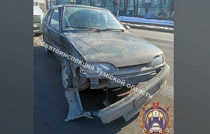 После ДТП на улице Металлургов в Туле маленькая девочка попала в больницу