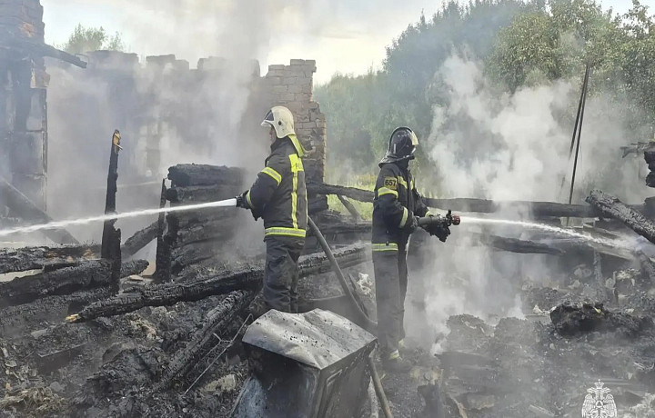 При пожаре в Венёвском районе погиб 67-летний мужчина