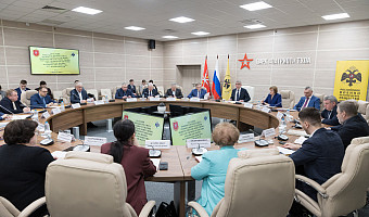 Губернатор Миляев предложил присвоить Донскому и Узловой звание «Город трудовой славы»