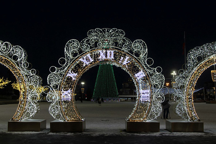 1 декабря на главной новогодней елке Тулы зажгли гирлянды
