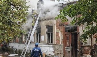 В Тульской области за сутки горели производство, дома, сарай и гараж