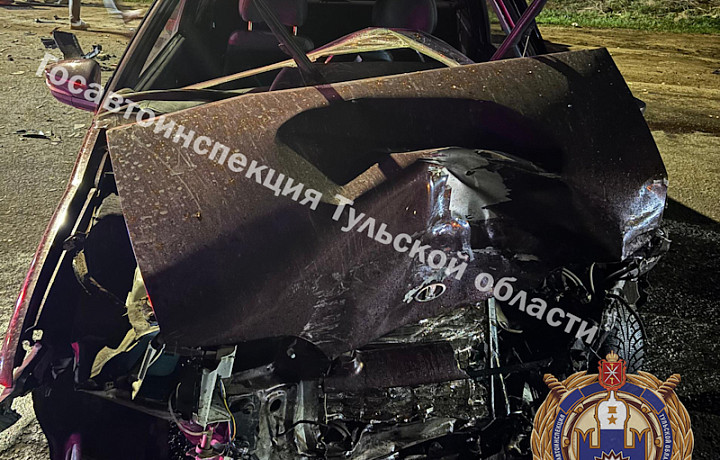В Туле водитель «ВАЗа» устроил тройное ДТП на улице Скуратовской
