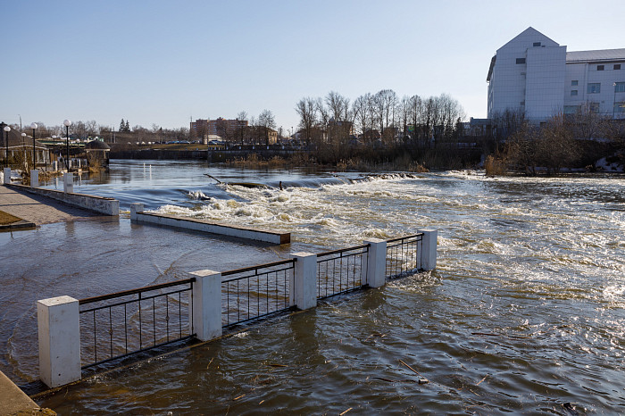 Пролетарская набережная в Туле вот-вот уйдет под воду: пик паводка возможен уже на следующей неделе