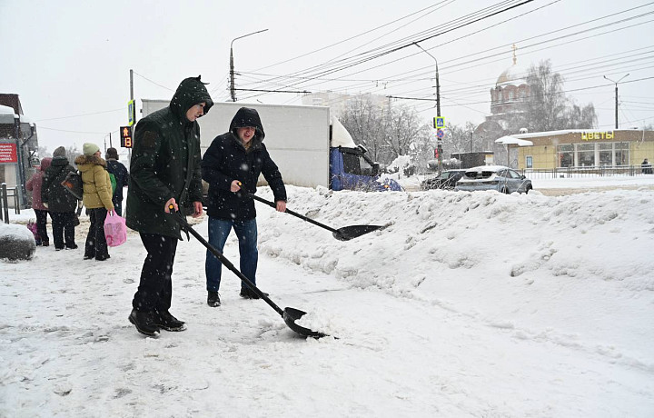 Туляки вышли на «Снежный субботник»