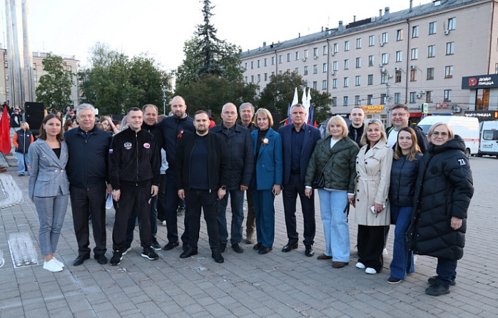 Депутаты Тульской городской Думы приняли участие в акции «Огненные картины войны»
