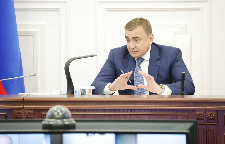 Алексей Дюмин рассмотрел обращения жителей Тулы и области