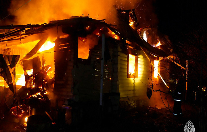 Тульские спасатели ликвидировали несколько пожаров в регионе 2 ноября