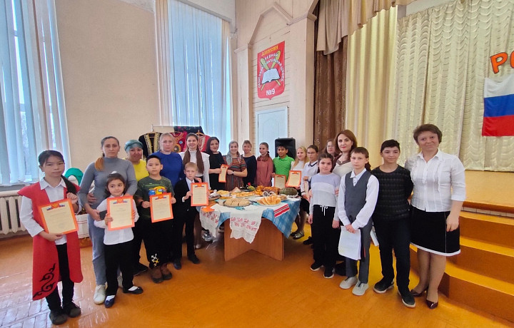 В Алексине состоялся детский фестиваль национальных культур «В семье единой»