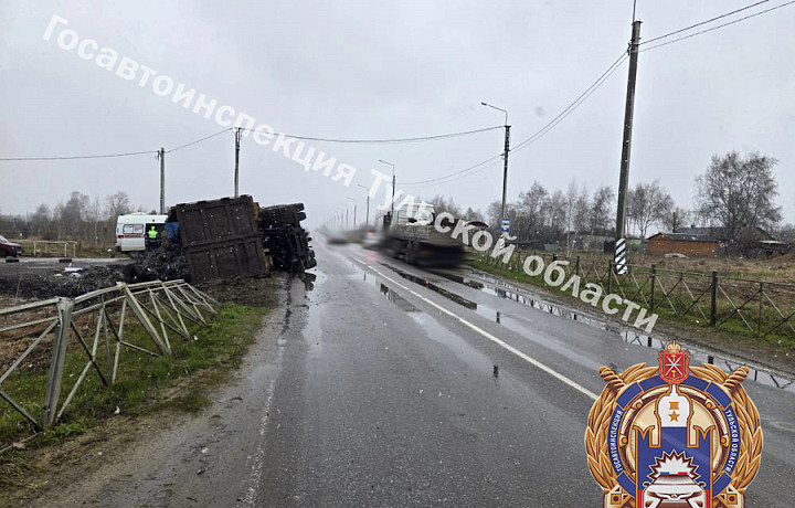 В Узловском районе «МАЗ» слетел в кювет и опрокинулся