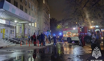 В здании на Болдина в Туле выгорело 24 квадратных метра в серверной на 5 этаже