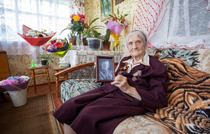 «Растила братьев и сестер, а свою семью так и не завела»: 100-летняя тулячка рассказала, как прожила век