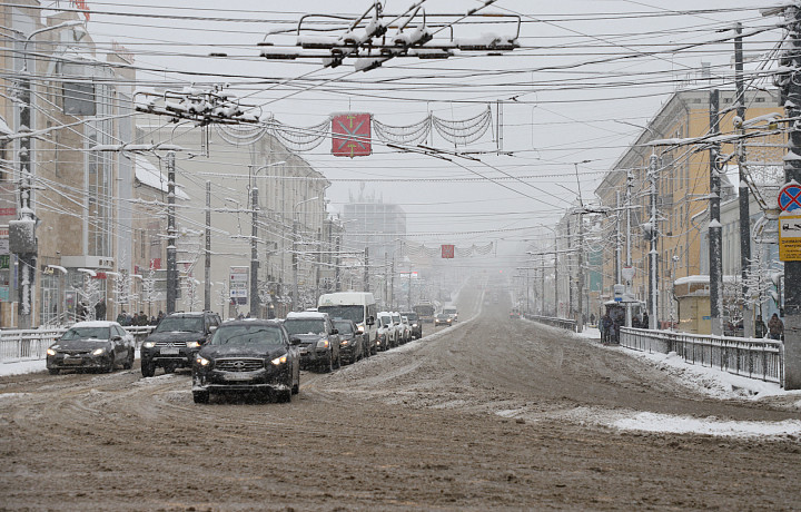 Сильные снегопады, ледяной дождь и туман ожидаются в Тульской области 8 января