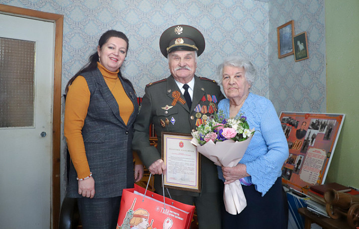 В Туле чествовали золотых юбиляров семейной жизни