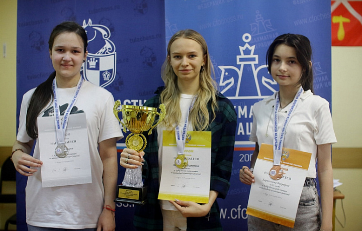 Тульские шахматистки завоевали «серебро» и «бронзу» на Кубке России