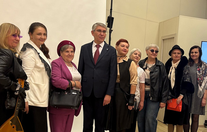 Губернатор Миляев встретился с участниками проекта «Активное долголетие» в Туле
