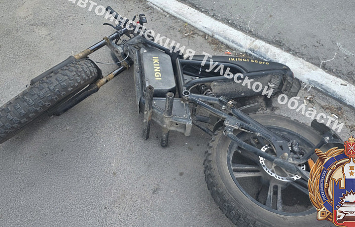 В Туле водитель Kia Sorento наехала на электровелосипед