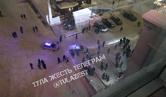 Очевидцы сообщили о массовой драке около ТРЦ «Гостиный Двор» в Туле