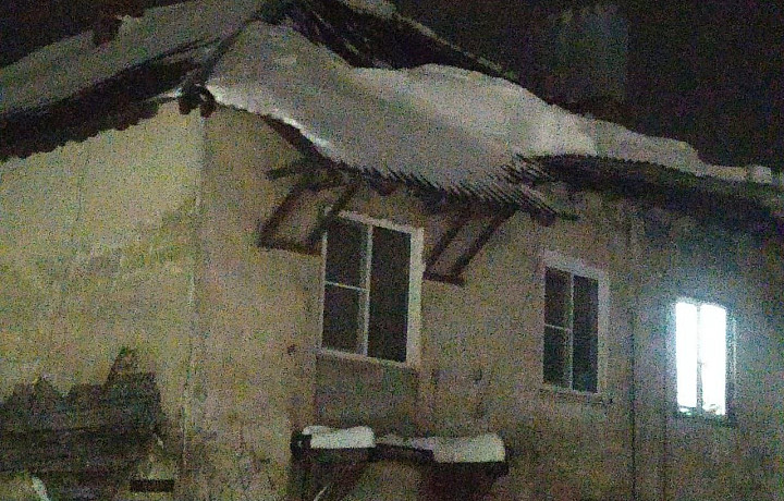 Прокуратура организовала проверку: в Донском обрушилась крыша жилого дома