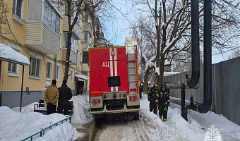 Тульские огнеборцы спасли во время пожара трех человек